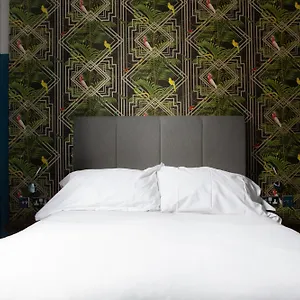 the-crown-rooms.brighton-hotels-england.com/